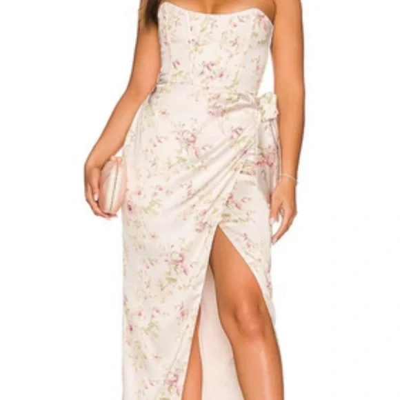 white christmas dresses The Lisianthus Dress in Provencal Blue Floral 12 / Provencal Blue Floral